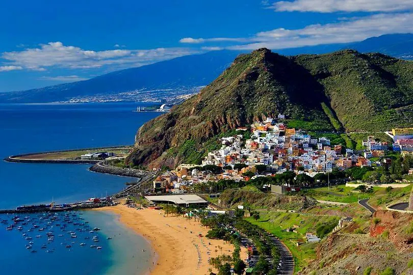 Bright Spacious Apartment, 2 Min Walk From Beach Candelaria Apartamento