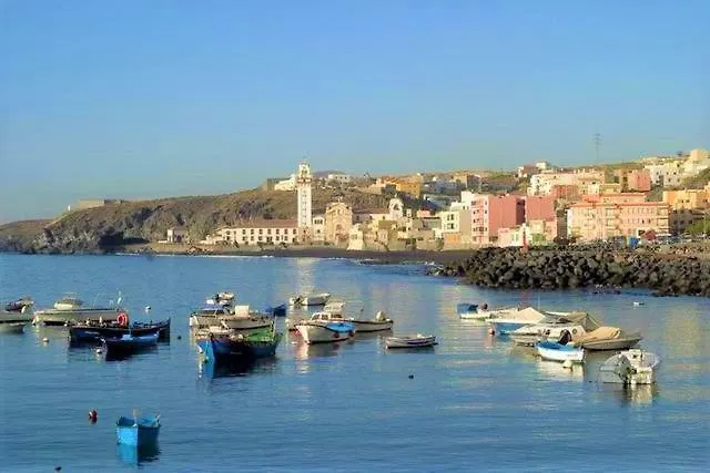 Bright Spacious Apartment, 2 Min Walk From Beach Candelaria